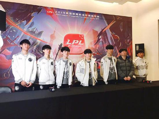 径水平不断 径水平不断