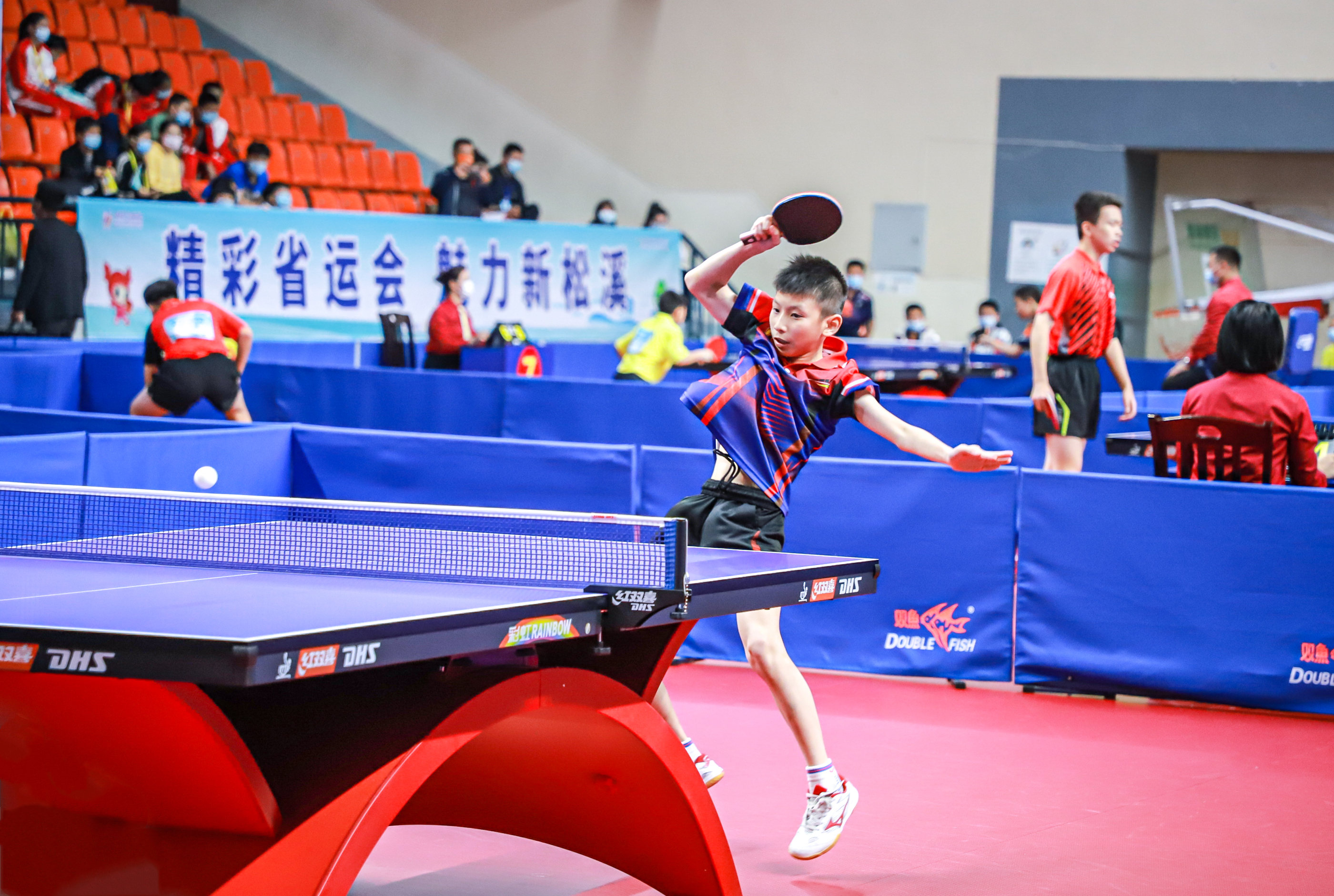 享引发了球 享引发了球